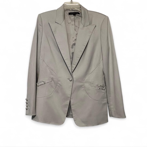 Beautiful Anne Klein Gray Suit With Silver jewels on pockets Size 10 - Picture 1 of 9